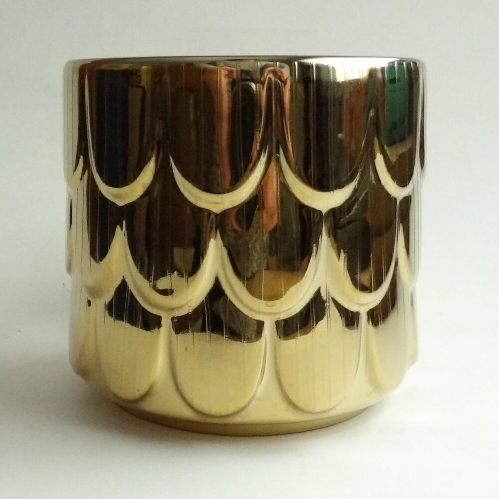 Starbucks 2019 Holiday Metallic Gold Scales Coffee Mug 14 oz. - Picture 3 of 8